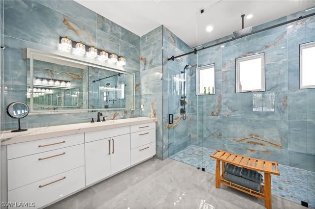 3234 10th AVE NE, Naples, FL 34120