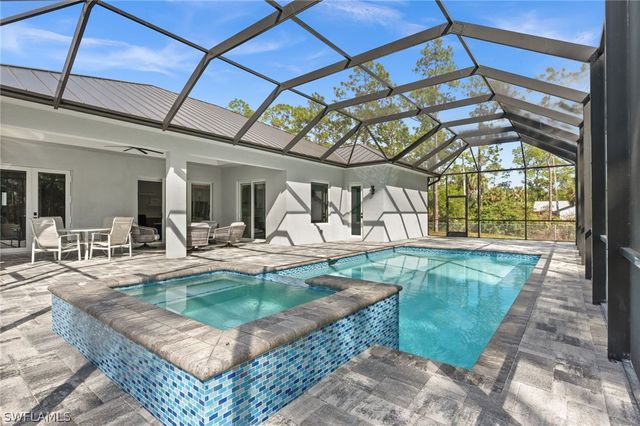 3234 10th AVE NE, Naples, FL 34120