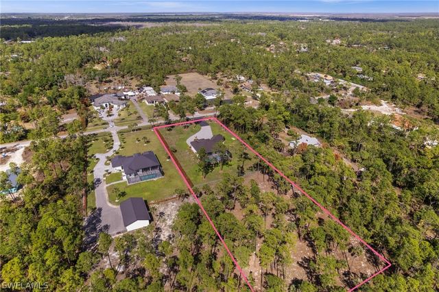 3234 10th AVE NE, Naples, FL 34120