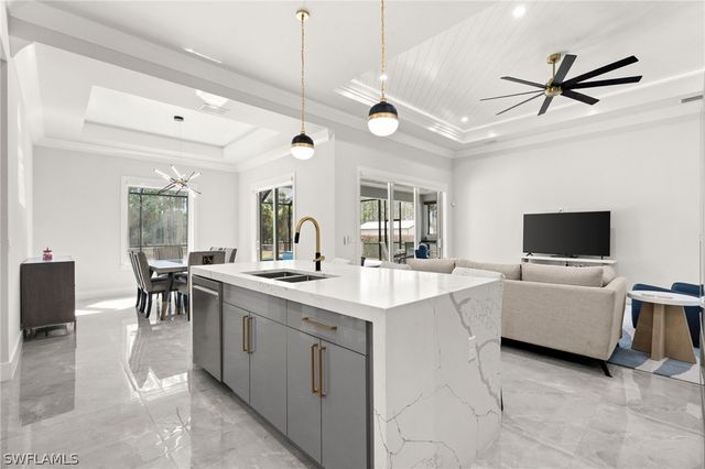 3234 10th AVE NE, Naples, FL 34120