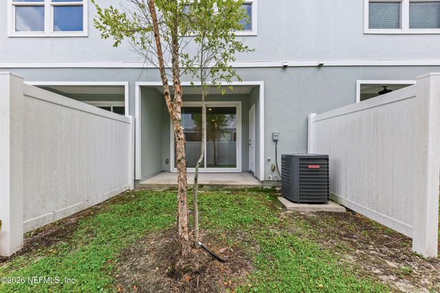 8335 ASTEROID Street, Jacksonville, FL 32256
