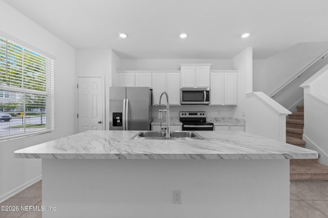 8335 ASTEROID Street, Jacksonville, FL 32256