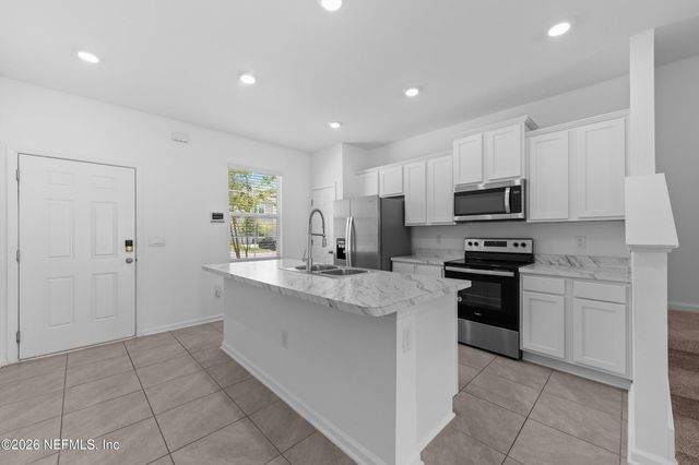 8335 ASTEROID Street, Jacksonville, FL 32256