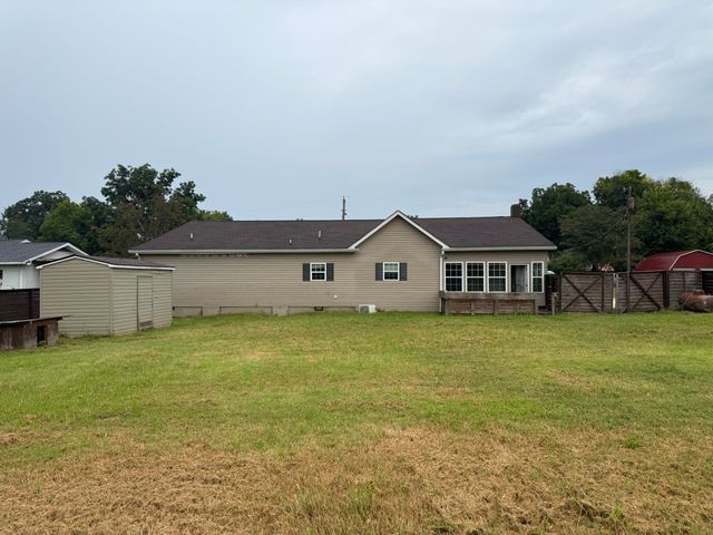 108 S Liner Street, Rossville, GA 30741