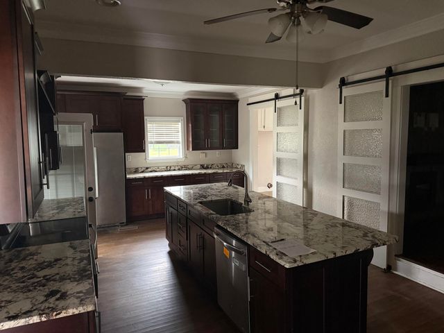 108 S Liner Street, Rossville, GA 30741