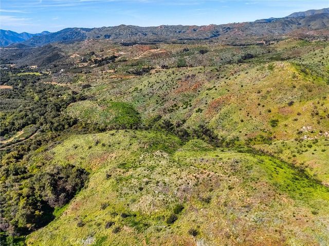 1 Decker Canyon Road, Ortega Mountain, CA 92530