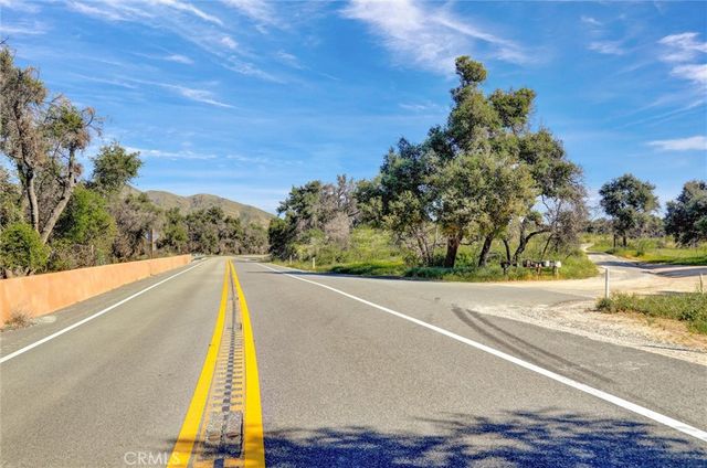 1 Decker Canyon Road, Ortega Mountain, CA 92530