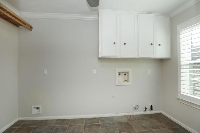 722 Crossroads Drive, Houston, TX 77079