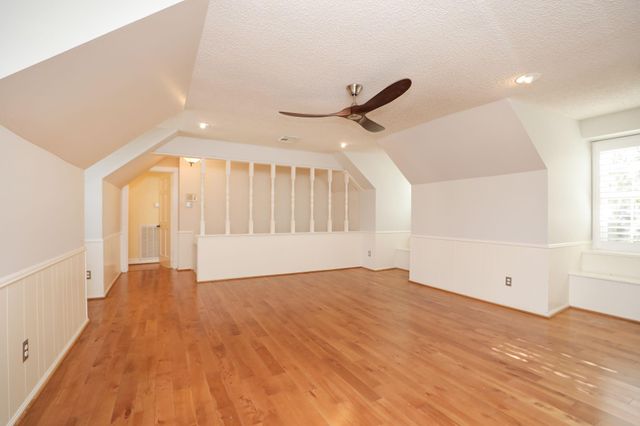 722 Crossroads Drive, Houston, TX 77079