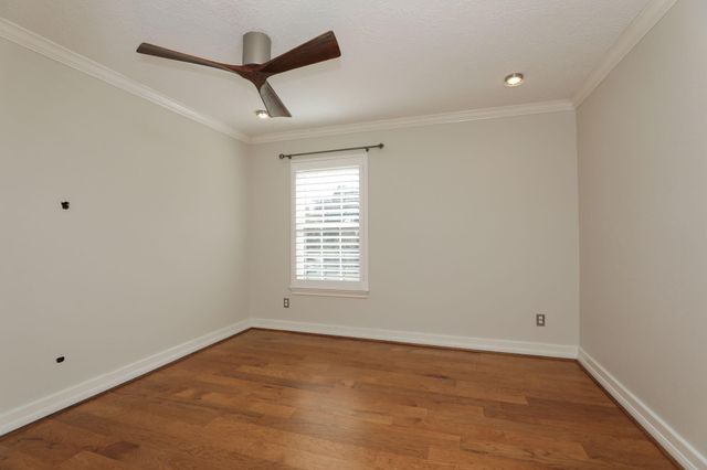 722 Crossroads Drive, Houston, TX 77079