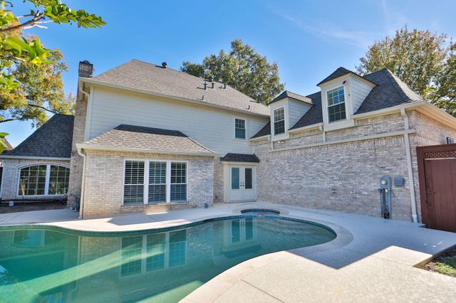 722 Crossroads Drive, Houston, TX 77079