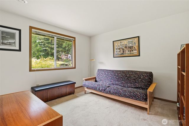 7634 116th Court SE, Newcastle, WA 98056