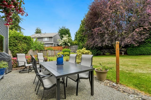 7634 116th Court SE, Newcastle, WA 98056