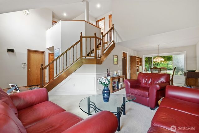 7634 116th Court SE, Newcastle, WA 98056