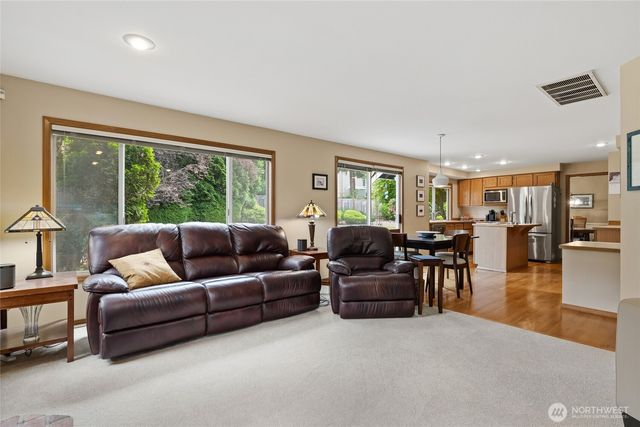 7634 116th Court SE, Newcastle, WA 98056