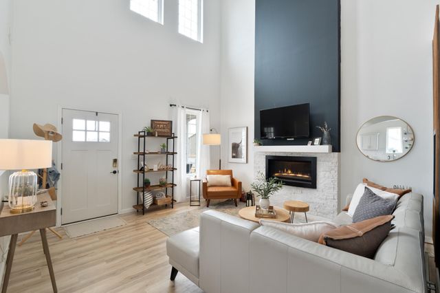 6552 Deer Creek Parkway S, Fargo, ND 58104