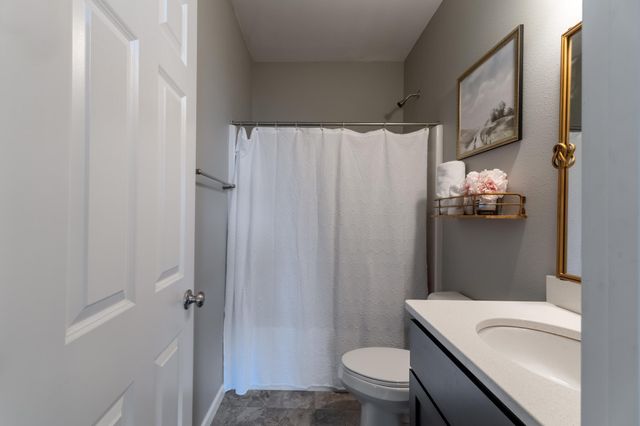 6552 Deer Creek Parkway S, Fargo, ND 58104