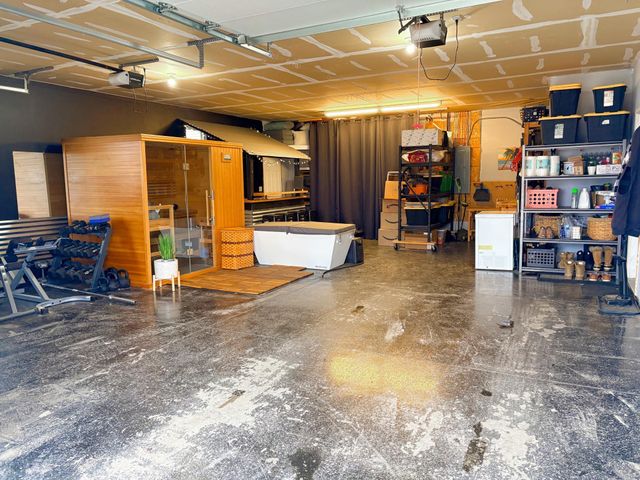 6552 Deer Creek Parkway S, Fargo, ND 58104