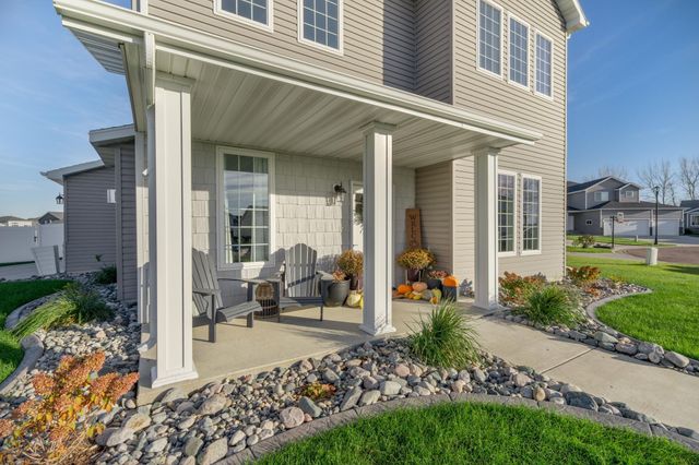 6552 Deer Creek Parkway S, Fargo, ND 58104