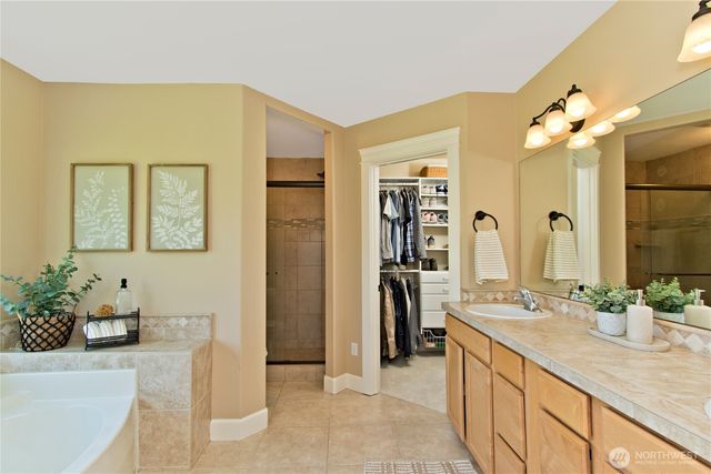 26910 SE 216th Street, Maple Valley, WA 98038