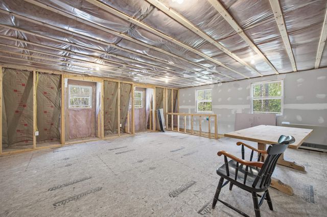 166 Kilton Pond Road, Grafton, NH 03240