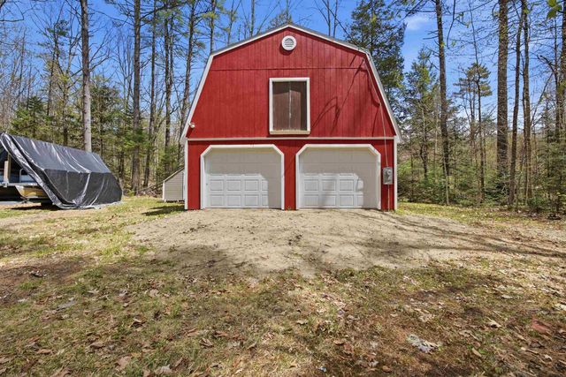 166 Kilton Pond Road, Grafton, NH 03240