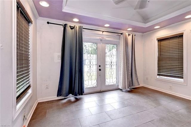 223 Shadywood DR, Newport News, VA 23602