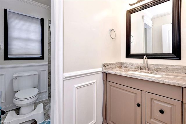 223 Shadywood DR, Newport News, VA 23602