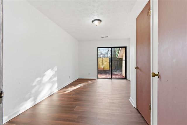 7632 Tara Road, Jonesboro, GA 30236