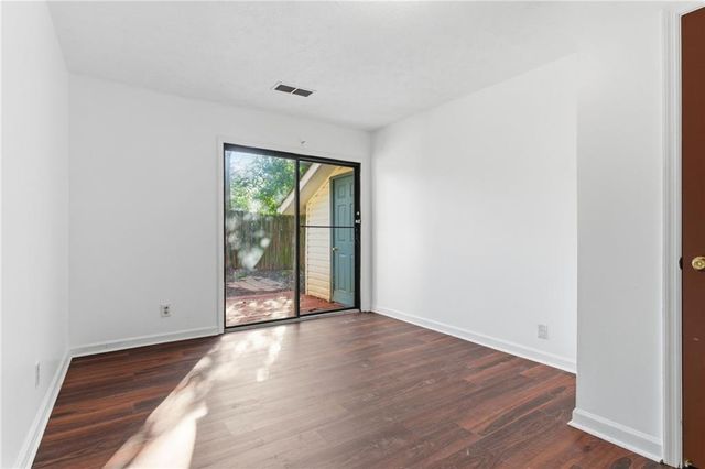 7632 Tara Road, Jonesboro, GA 30236