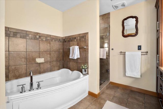 1812 West Ave 404, Austin, TX 78701