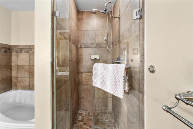 1812 West Ave 404, Austin, TX 78701