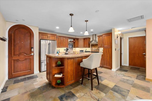 1812 West Ave 404, Austin, TX 78701