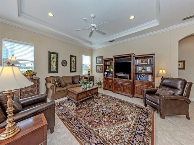 193 MONTELLUNA DRIVE, North Venice, FL 34275