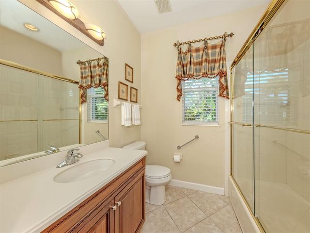 193 MONTELLUNA DRIVE, North Venice, FL 34275