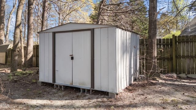 4 Feeney Court, Clayton, NC 27520