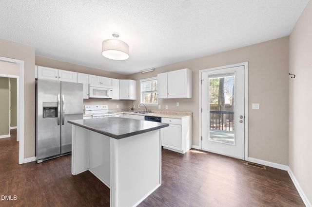 4 Feeney Court, Clayton, NC 27520