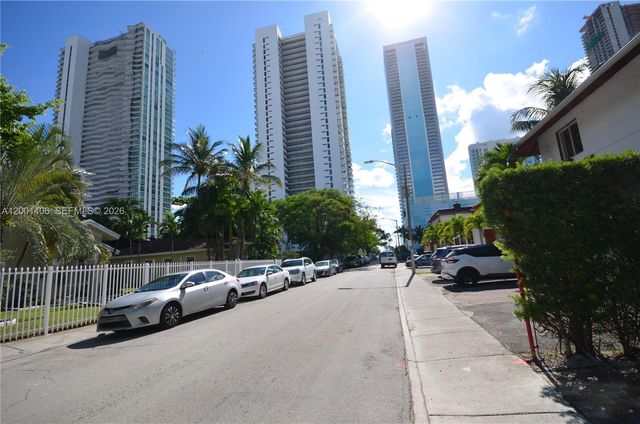 334 NE 26th Terrace, Miami, FL 33137