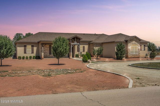 3420 Calle Bedado, Las Cruces, NM 88007