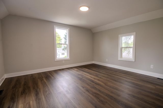 105 S Bower Street, Knox, IN 46534