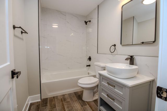 105 S Bower Street, Knox, IN 46534