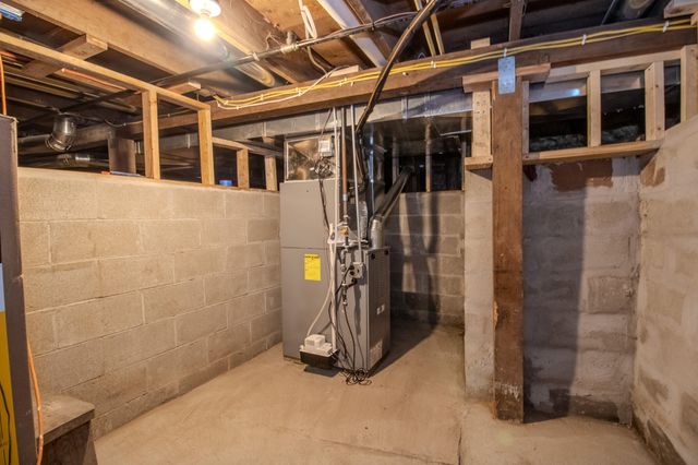 105 S Bower Street, Knox, IN 46534