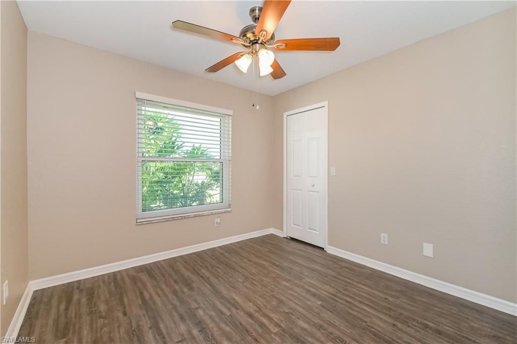 Image 10 of property listing at 600 SW 18th TER, Cape Coral, FL 33991