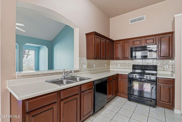 3132 TIERRA LIMA Drive, El Paso, TX 79938