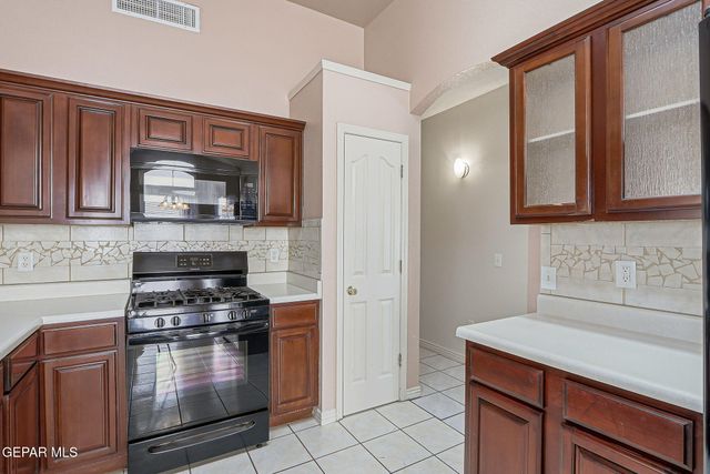 3132 TIERRA LIMA Drive, El Paso, TX 79938