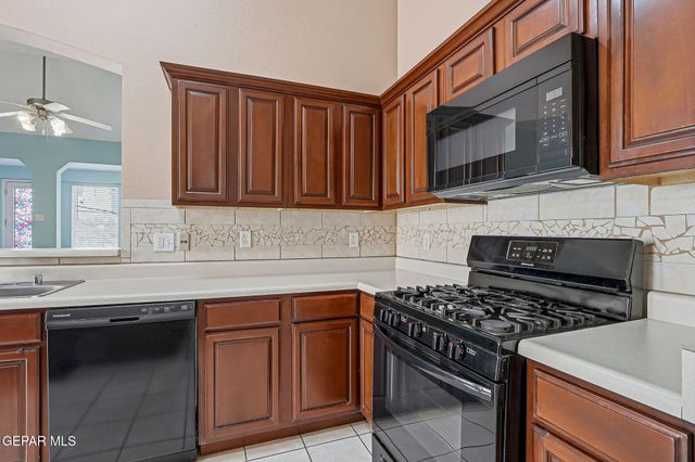 3132 TIERRA LIMA Drive, El Paso, TX 79938