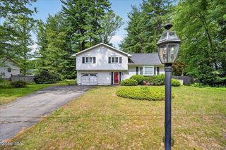 5 Peck Lane, Clifton Park, NY 12065