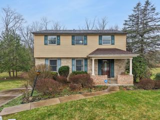 106 Autumn Drive, Trafford, PA 15085