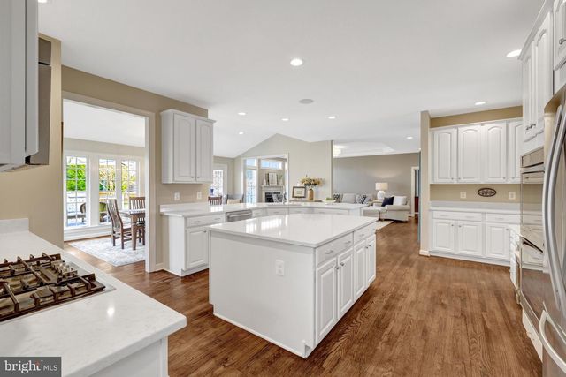 22350 DOLOMITE HILLS DR, Ashburn, VA 20148