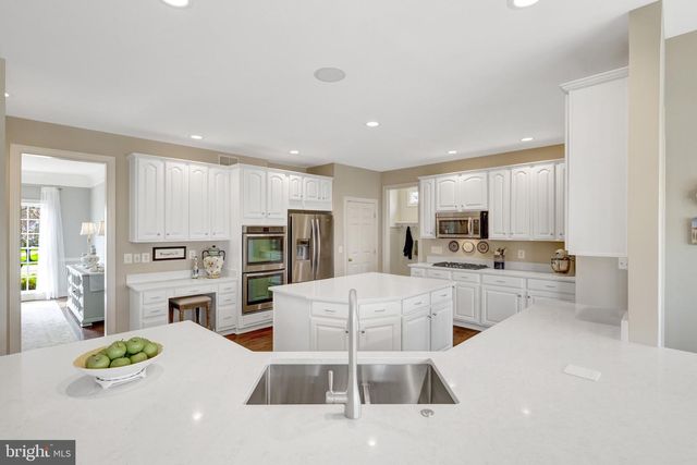 22350 DOLOMITE HILLS DR, Ashburn, VA 20148